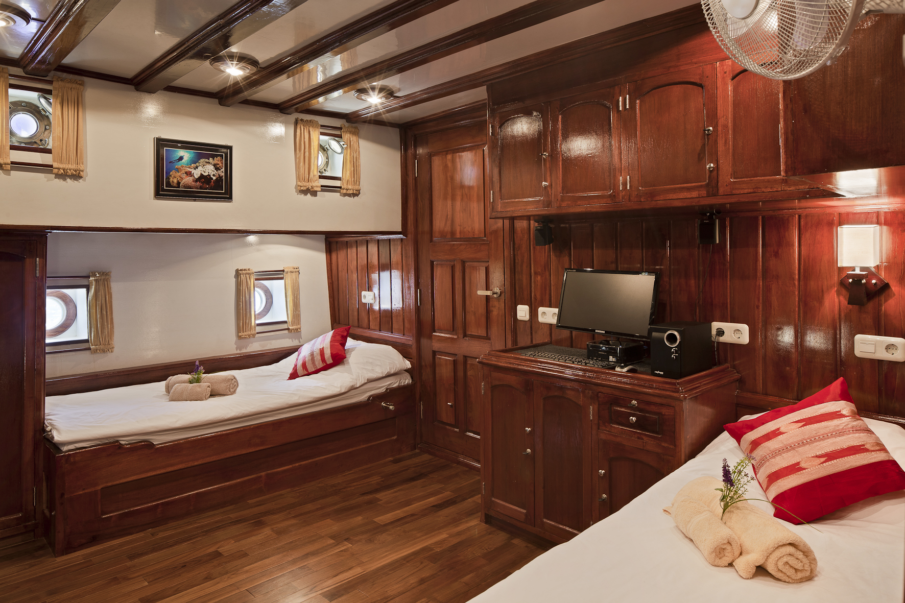 Indo Siren Liveaboard