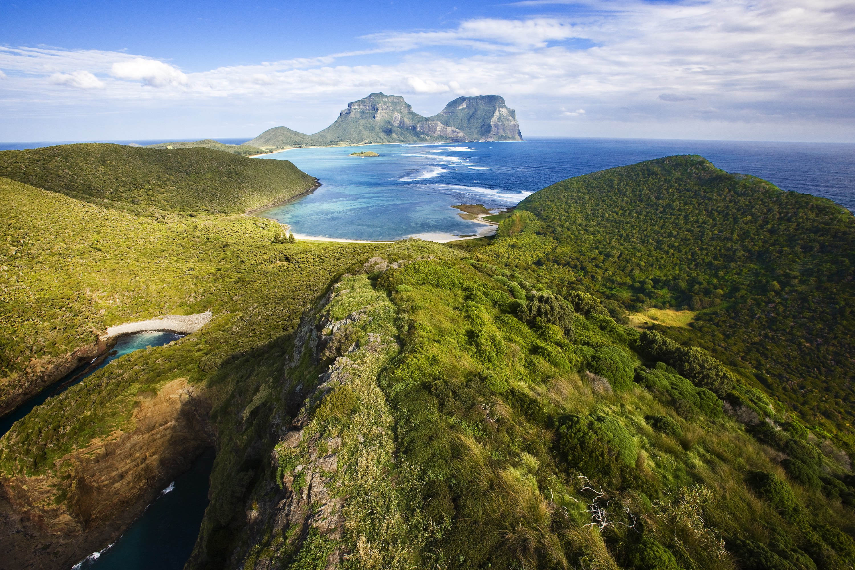 Остров гот. Остров Тасмания Австралия природа. Новая Зеландия Тасмания. Материковые острова Тасмания.